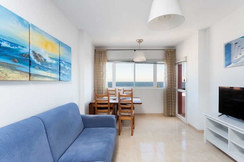 Apartamentos Homelike Sea Front Duplex Terrace Pool