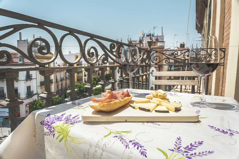 Apartamentos Triana Sky View By Valcambre