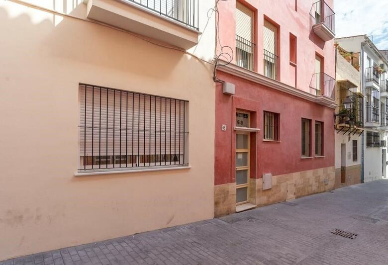 Apartamentos Plaza Merced Historico