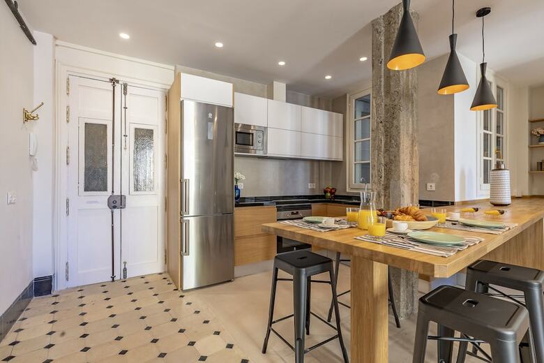 Apartamentos Living4malaga Cervantes Supreme