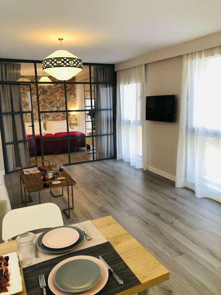 Apartamentos Suites Herrer�a de La Maestranza