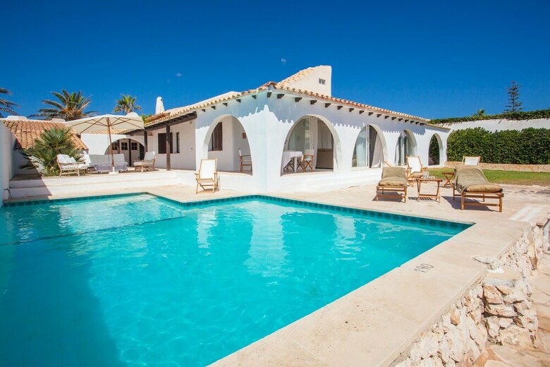 Villa En Cala Serena En Primera Linea de Mar