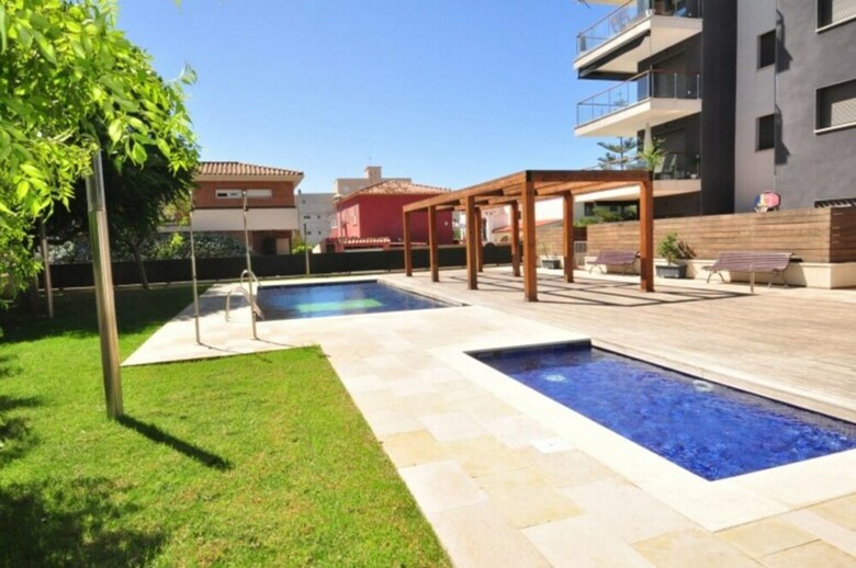 Apartamento Moderno Para 6 Personas En Cambrils