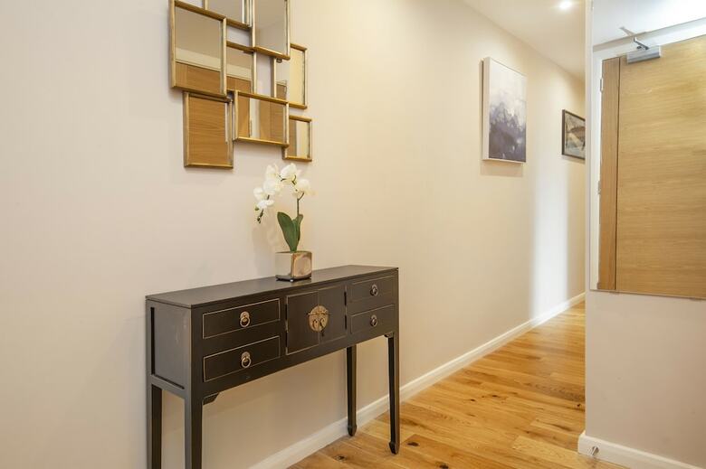Crawford Suites Serviced Apartments