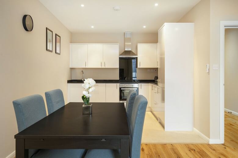 Crawford Suites Serviced Apartments