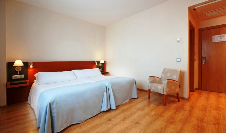 TRYP Valencia Oceanic Hotel