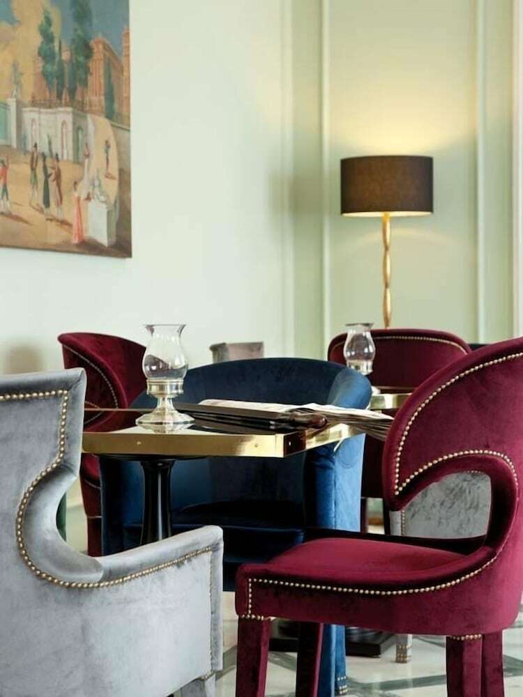 Hotel Grand Santa Lucia