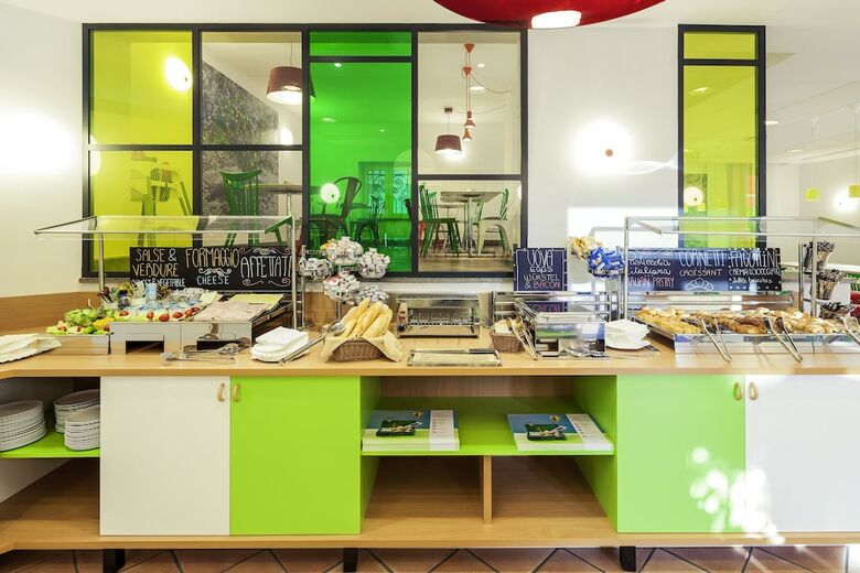 Hotel Ibis Styles Napoli Garibaldi