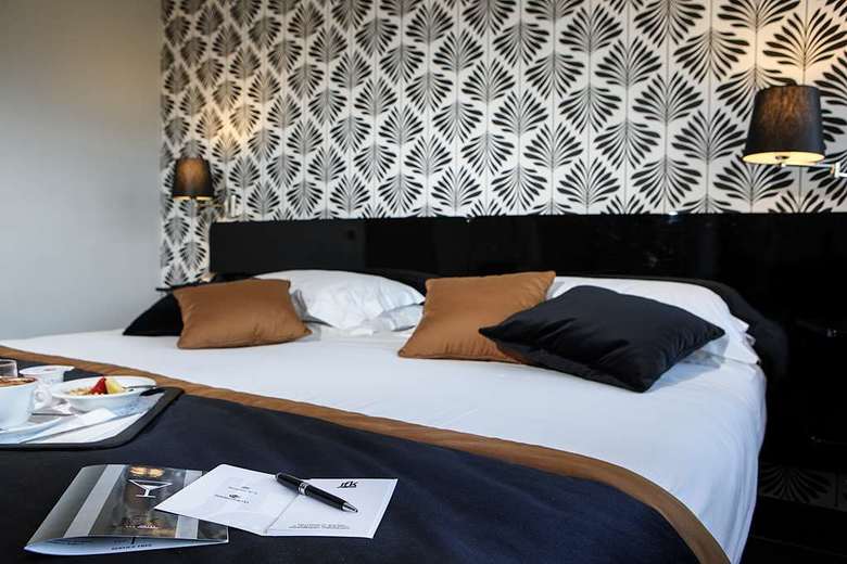Domitiana Hotel