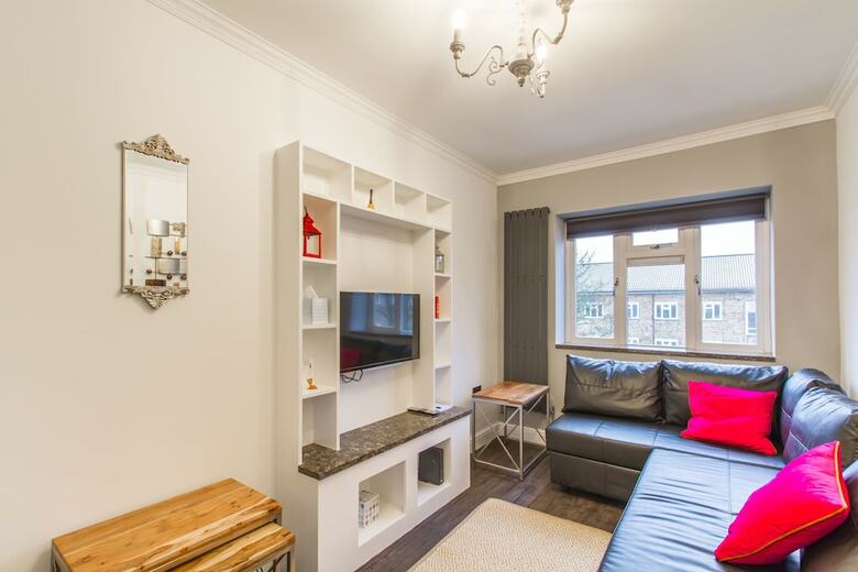 Luxury London Apartment 5-double Rooms