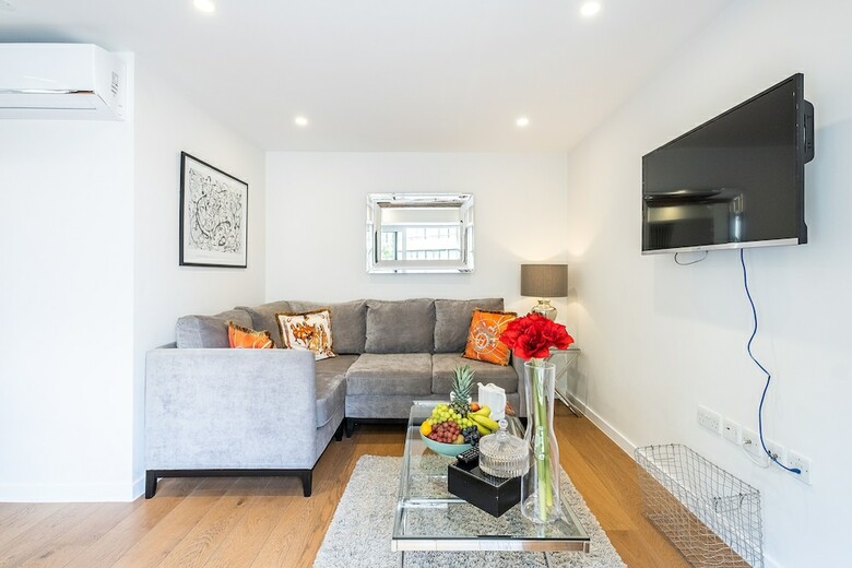 Lak Serviced Apartments