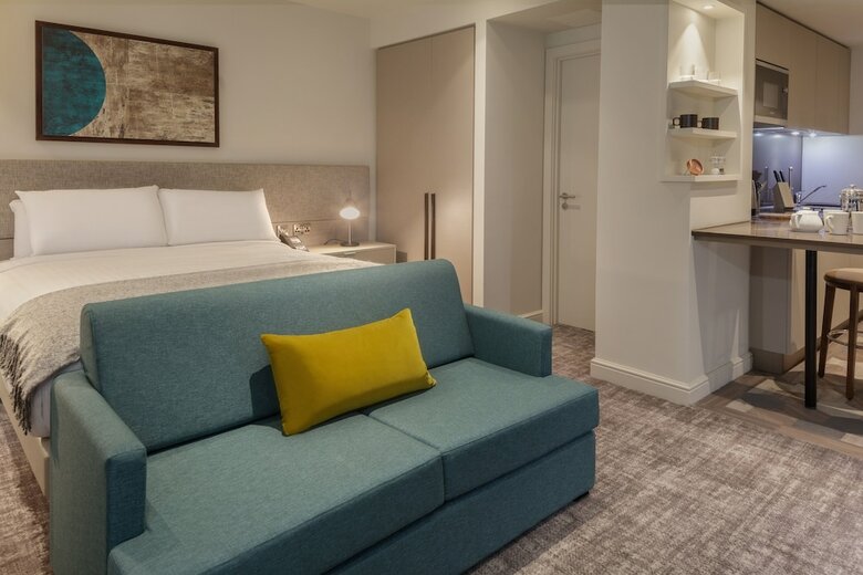 Aparthotel Staybridge Suites London Heathrow - Bath Road