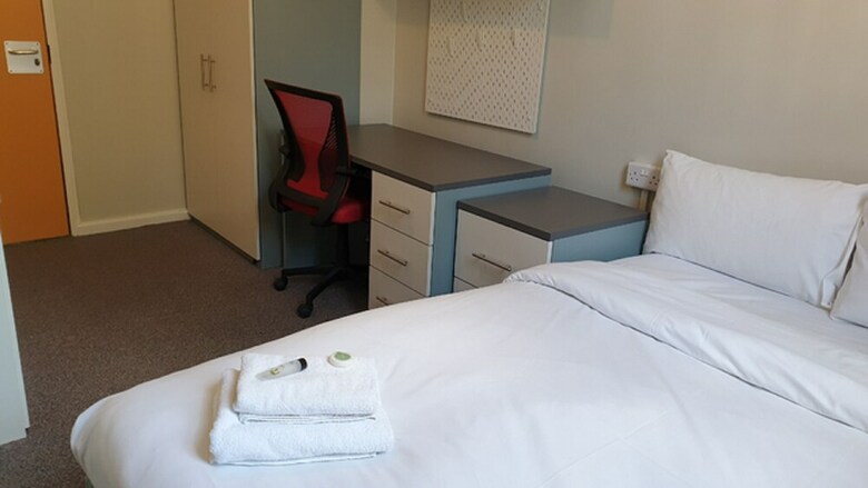 Bed & Breakfast Modern Rooms And Studio In Westminster