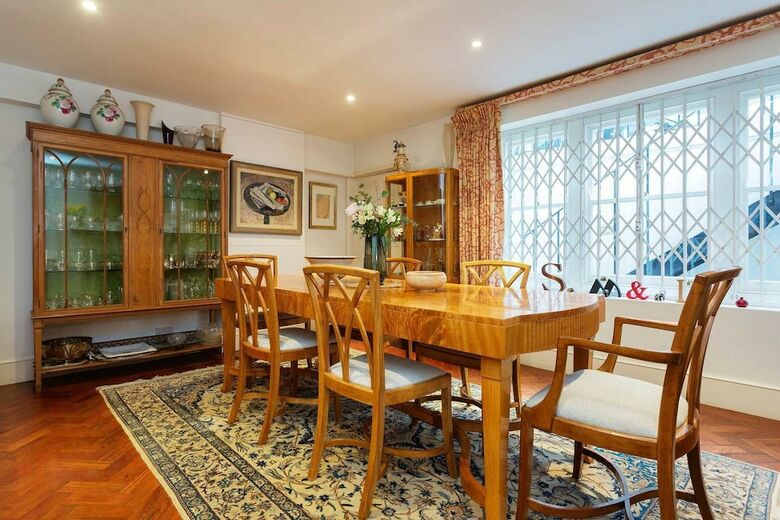 Veeve - Elegant Edis