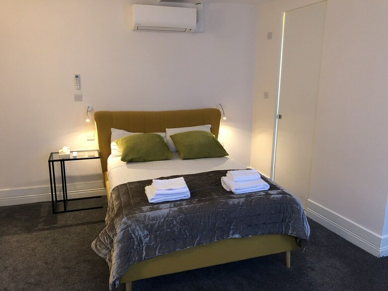 Apartamentos Widegate Residential