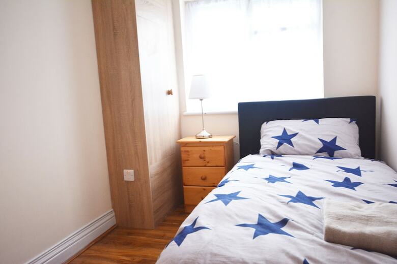 London Luxury 7 Bedroom Holiday Let