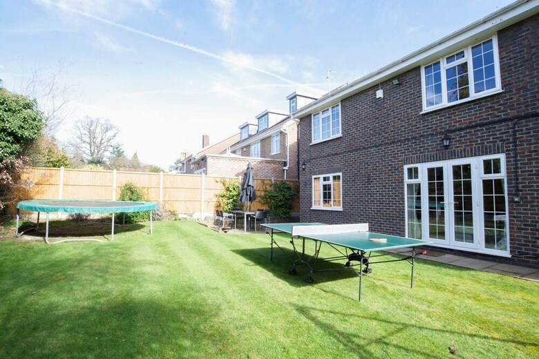 Veeve - Wonford Close