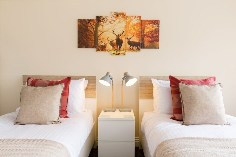 Stayford Apartments - Meriden - Near Nec
