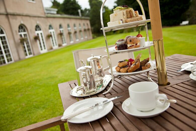 Rowton Hall Hotel And Spa