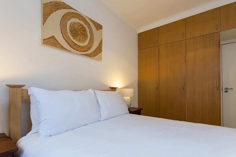 1 Bedroom Apartment In Notting Hill Accommodates 2