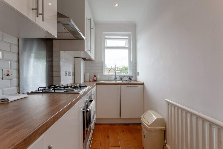 Apartamentos Charming, Spacious 1-bed Flat In Islington, London
