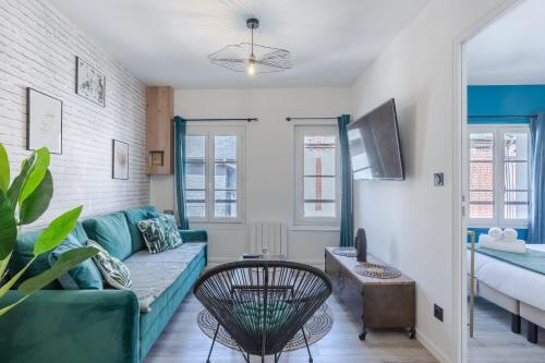 Vert D'hotes - Charming Renovated Apartment - Downtown - Wifi -