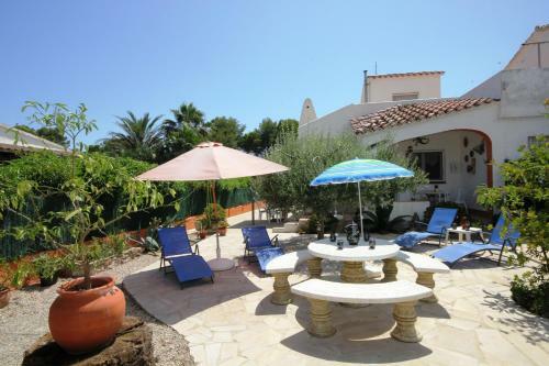 Riumar 'marmotta', 500m To Beach, Private Pool, On-site-service, Dog Beach