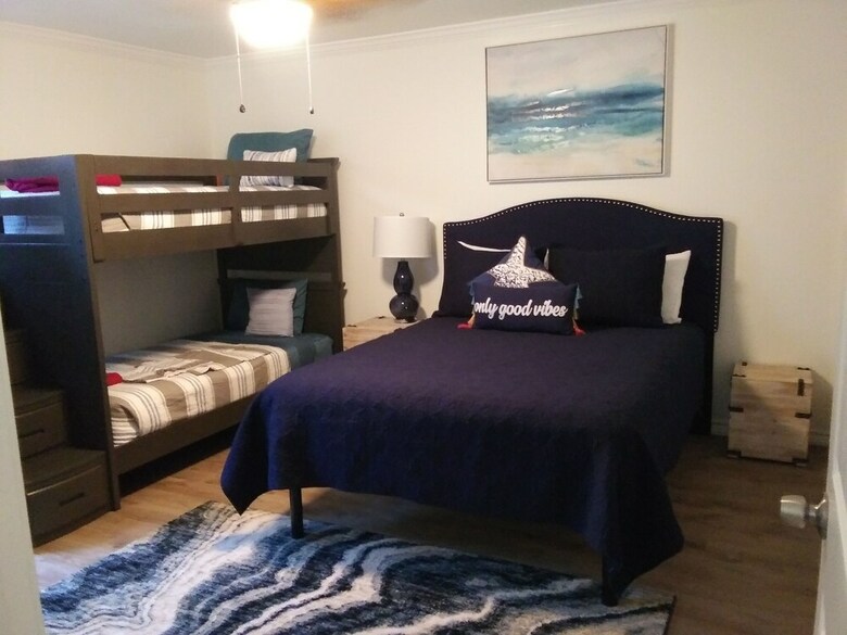 Aparthotel Executive Keys Condominiums On The Beach