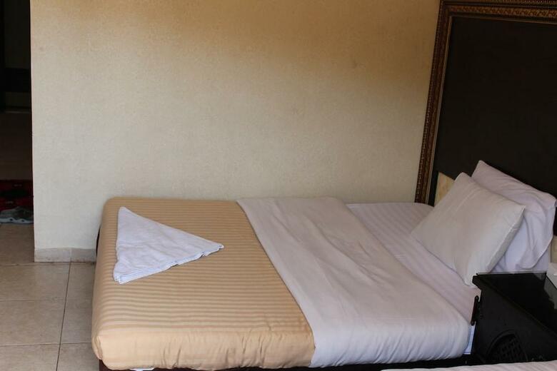 Oyo 151 Hafez Hotel Apartments