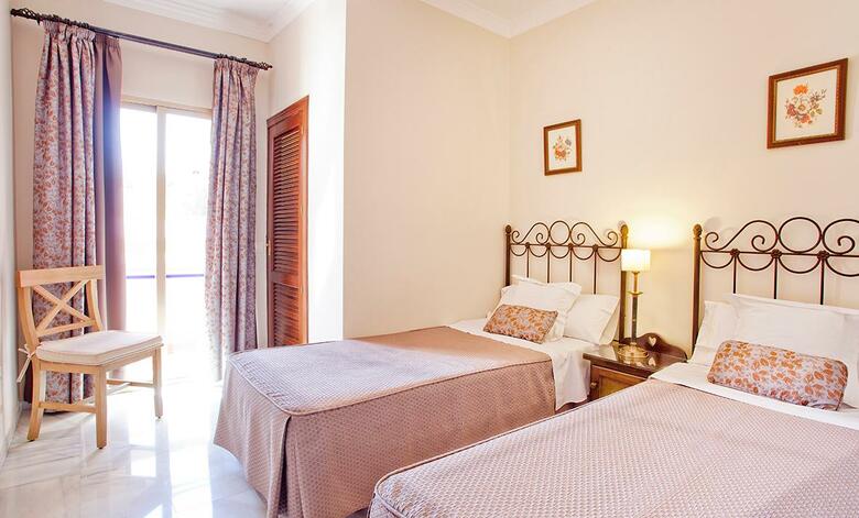 Sunset Beach Club Hotel Apartments