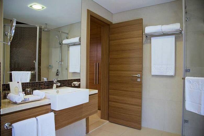 Hotel Majestic Arjaan By Rotana
