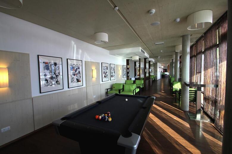 Hotel Educare