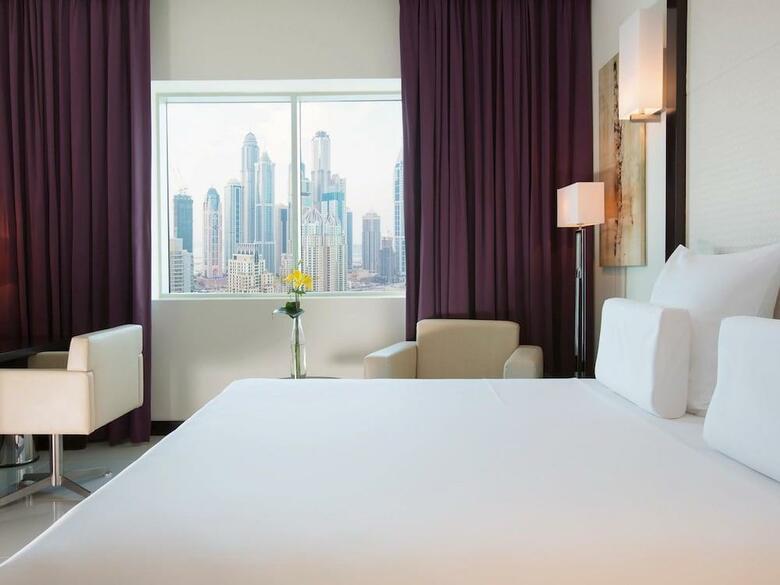 Pullman Dubai Jumeirah Lakes Towers - Hotel And Residence