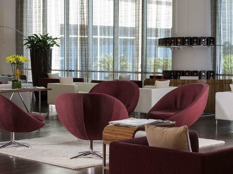 Pullman Dubai Jumeirah Lakes Towers - Hotel And Residence