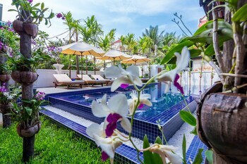 Hostal The Unique Angkor Villa