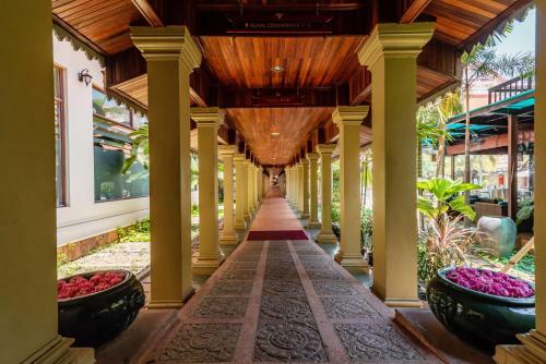 Hotel Empress Angkor Resort And Spa