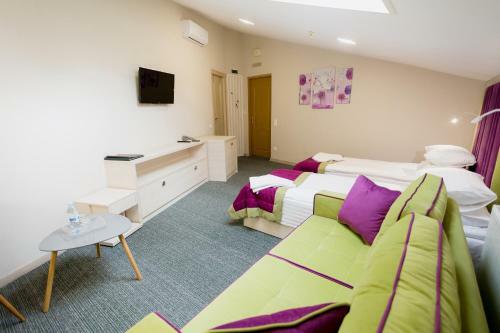 Hotel Natalia 18
