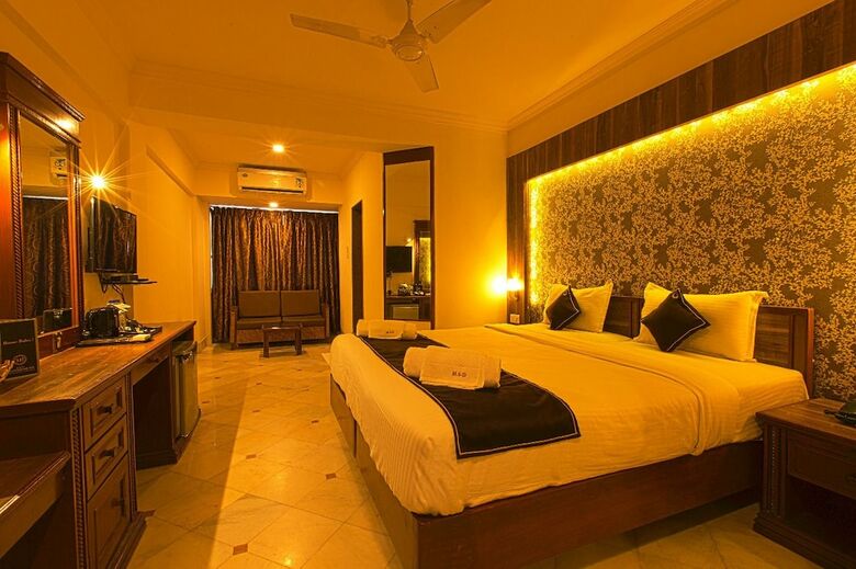 Hotel Shantiidoot