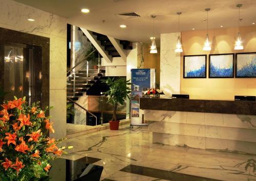 Hotel Sarovar Grand Hometel