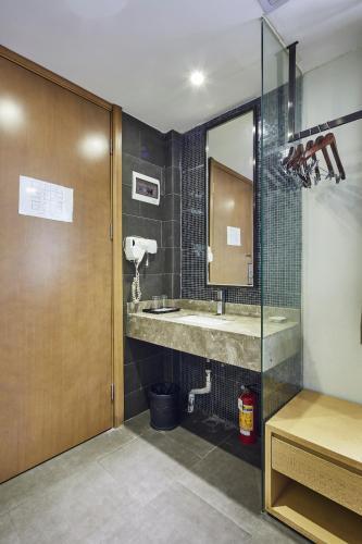 Yingshang Hotel (xi Men Kou)
