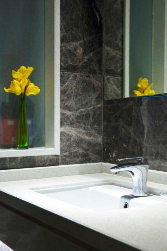 Paco Business Hotel Dongfeng Road