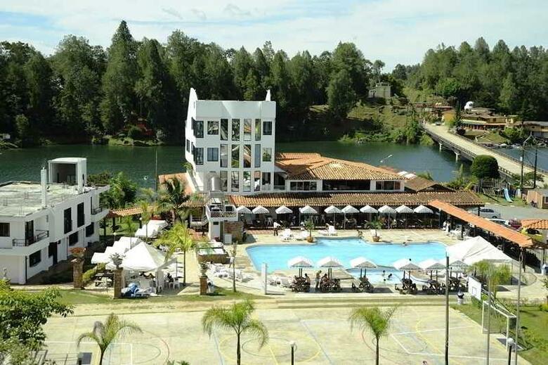 Hotel Los Recuerdos