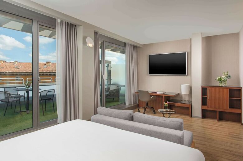 Hotel NH Bologna de La Gare