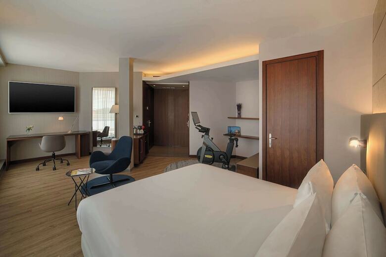 Hotel NH Bologna de La Gare