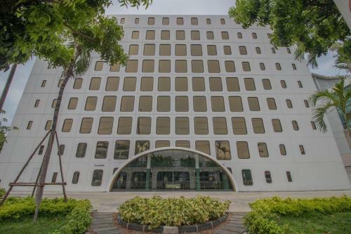 Justice Hotel