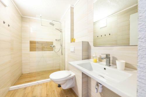 Hostal Anifil Pool Apartments