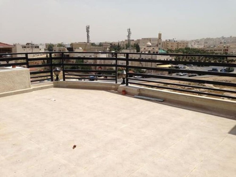 Lijam Apartments