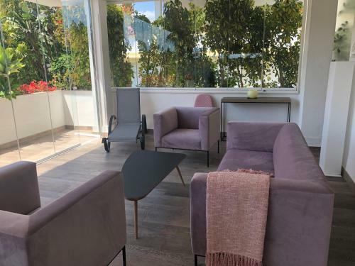 Luxury Apartment At Lomas Del Rey, Puente Romano