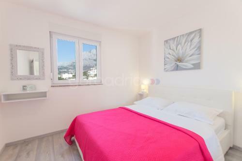 Sea View Apartments With Free Parking