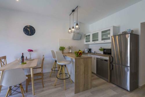 Apartment In Crikvenica 39434